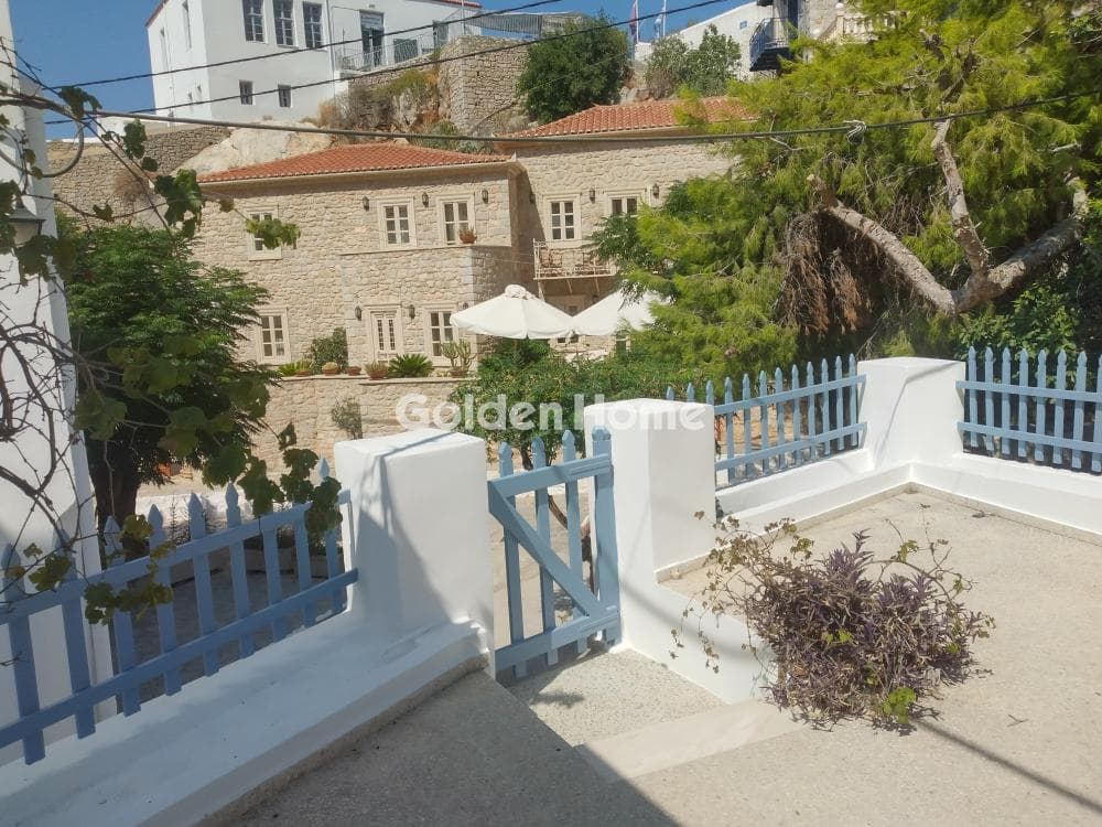 House in Moni Agias Efpraxias, Hydra — Photo 9 of 25