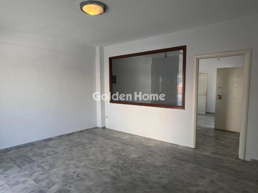 Apartment in Center, Nea Erithraia — Photo 3 of 10