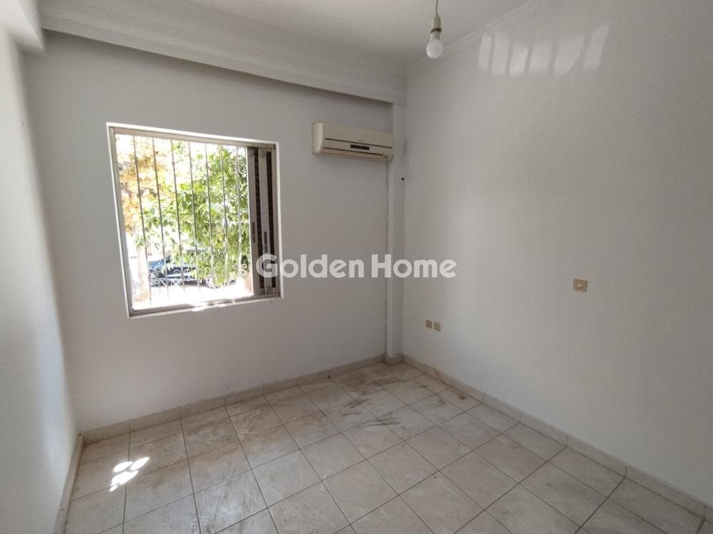 Apartment in Aspra Chomata, Peristeri — Photo 9 of 10