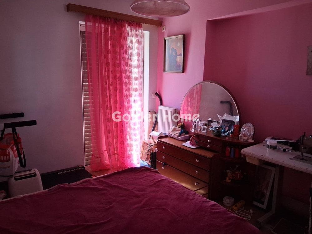 Apartment in Analipsi, Drapetsona — Photo 8 of 22