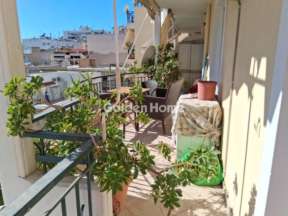 Apartment in Analipsi, Drapetsona — Photo 19 of 22