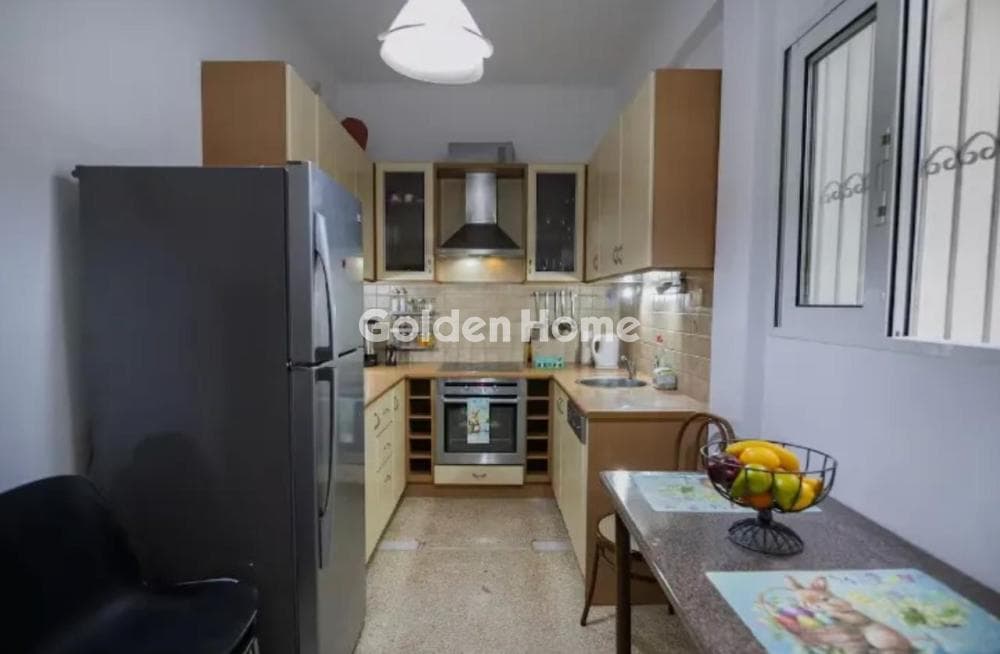 Apartment in Platia Kipselis, Kipseli — Photo 4 of 12