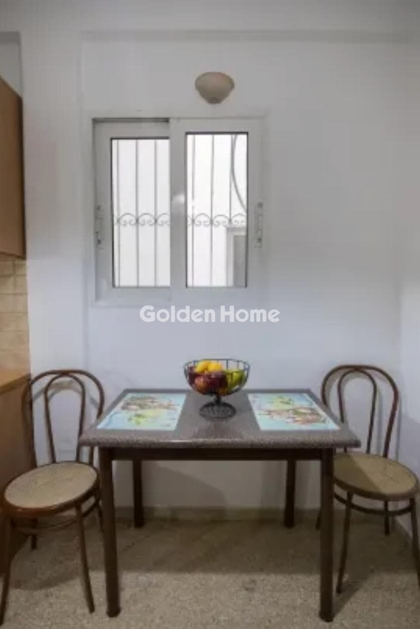Apartment in Platia Kipselis, Kipseli — Photo 7 of 12