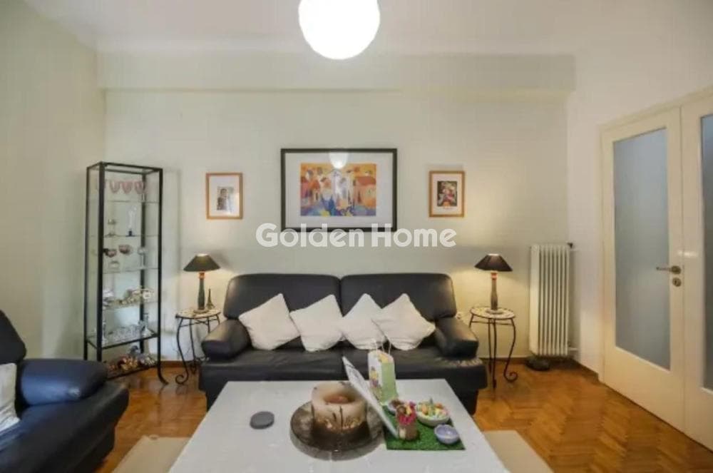 Apartment in Platia Kipselis, Kipseli — Photo 1 of 12