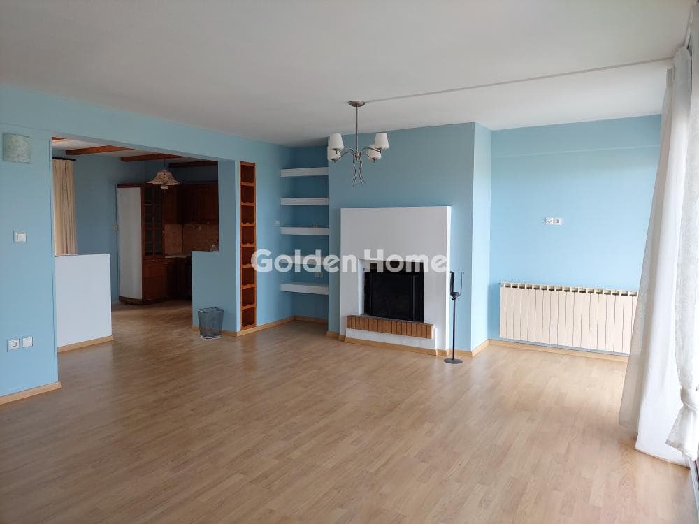 Apartment in Panorama, Rafina — Photo 2 of 19