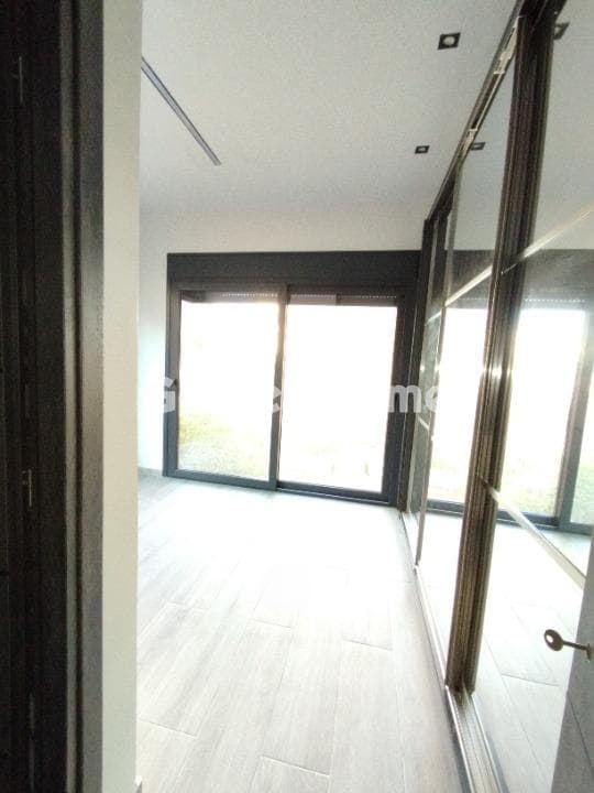 Apartment in Asirmatos, Agios Dimitrios — Photo 10 of 33