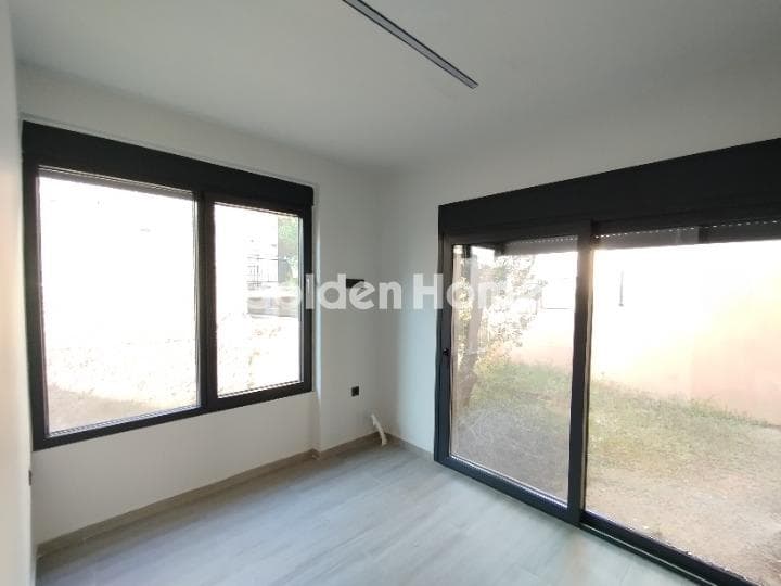 Apartment in Asirmatos, Agios Dimitrios — Photo 2 of 33
