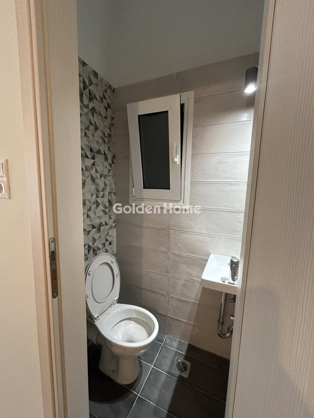 Apartment in Politechneio, Exarchia - Neapoli — Photo 5 of 15