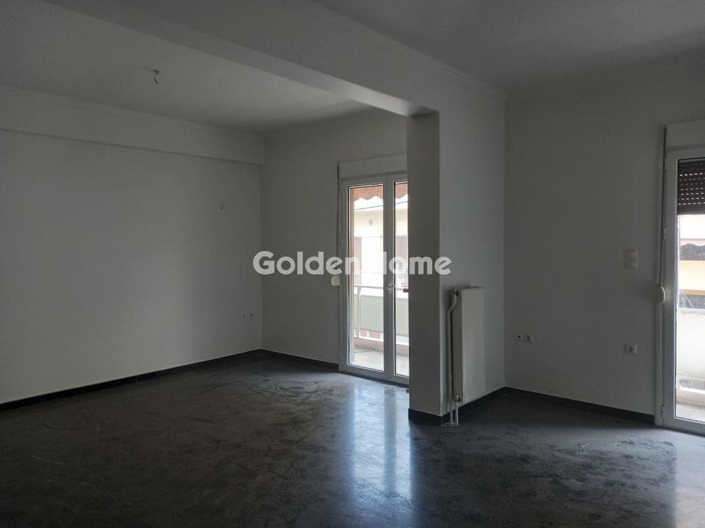 Apartment in Center, Tavros — Photo 1 of 12
