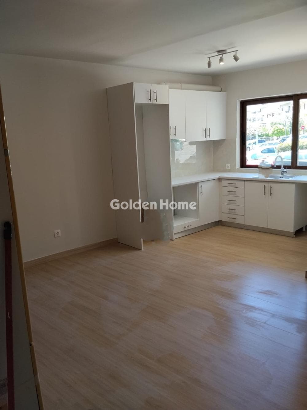 Apartment in Evaggelistria, Nikaia — Photo 3 of 14