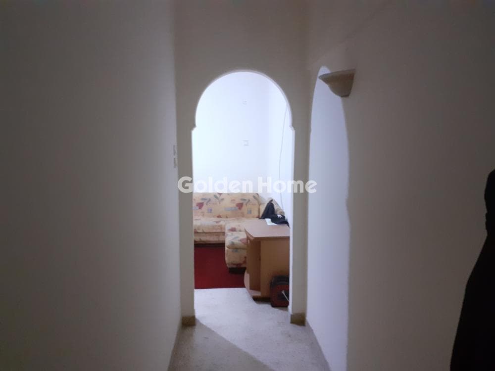 Apartment in Fokionos Negri, Kipseli — Photo 1 of 5