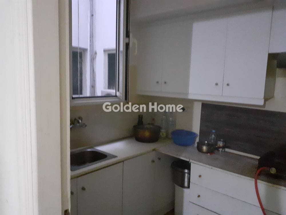 Apartment in Fokionos Negri, Kipseli — Photo 2 of 5