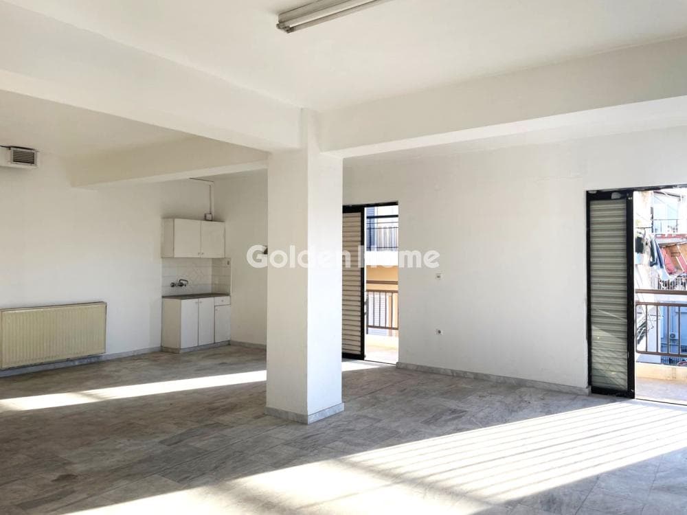 Γραφείο στην Καναπίτσα, Μεταμόρφωση — Φωτογραφία 3 από 14