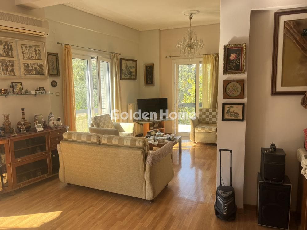 Apartment in Paradeisos, Marousi — Photo 1 of 9