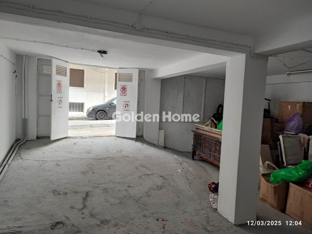 Parking Space in Chrisaki, Kalithea — Photo 2 of 2