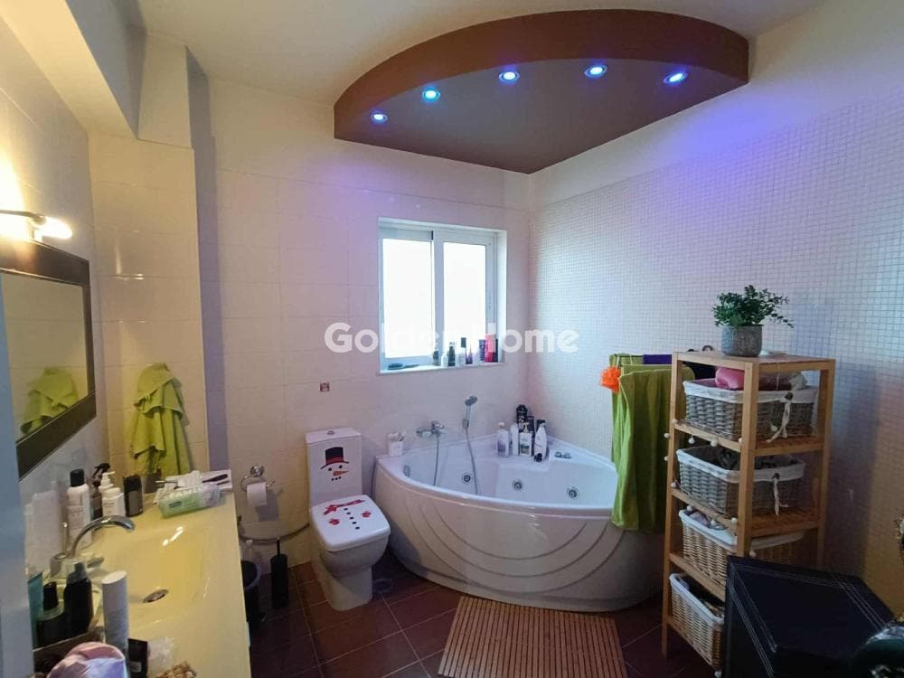 Apartment in Korbi, Vari - Varkiza — Photo 8 of 12