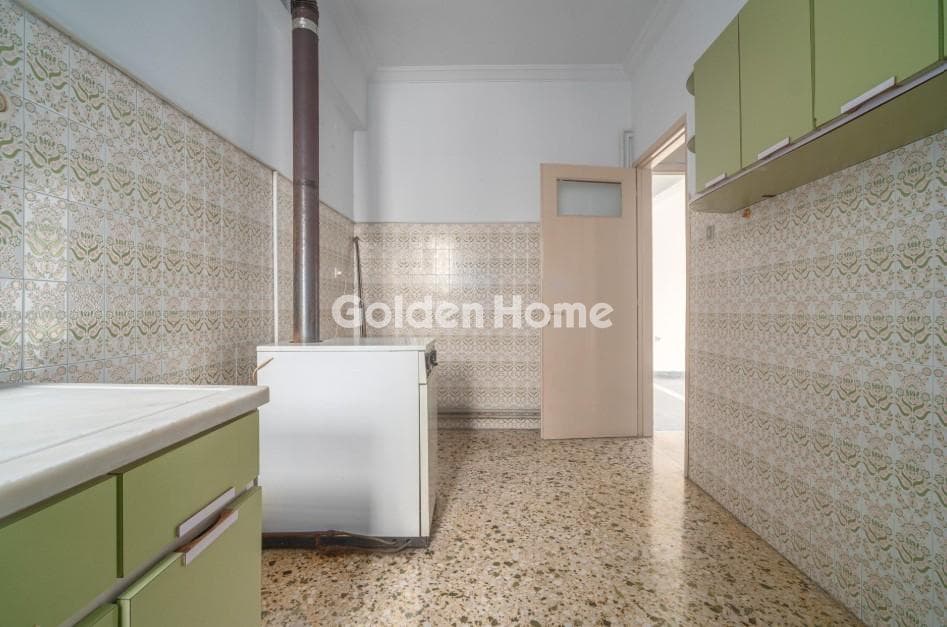 Apartment in Agios Georgios, Keratsini — Photo 19 of 24
