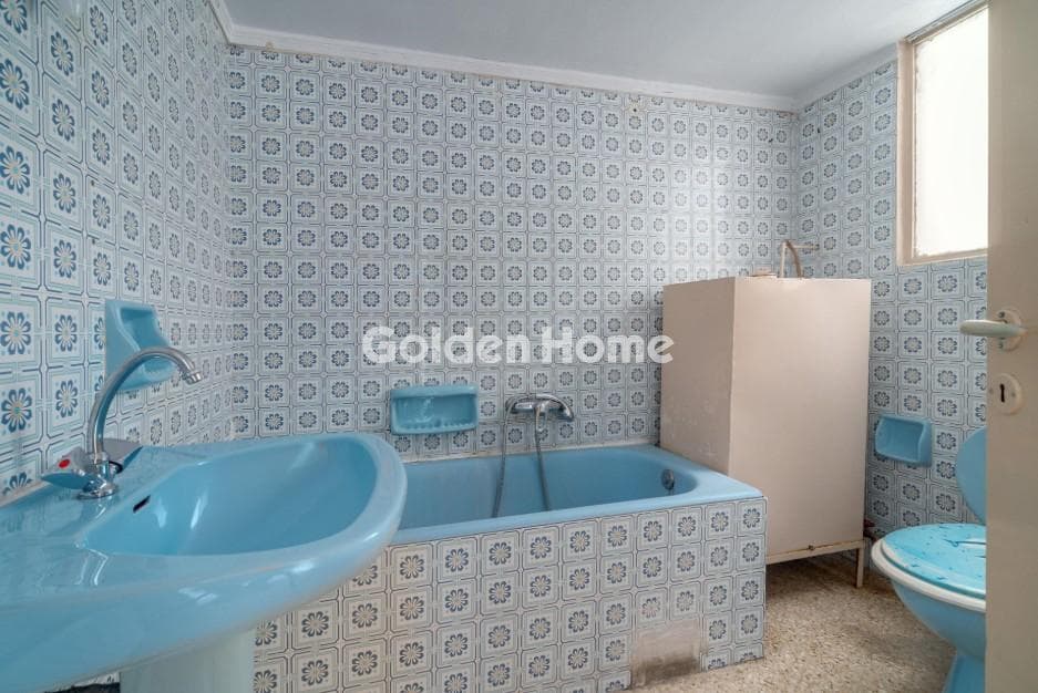 Apartment in Agios Georgios, Keratsini — Photo 21 of 24