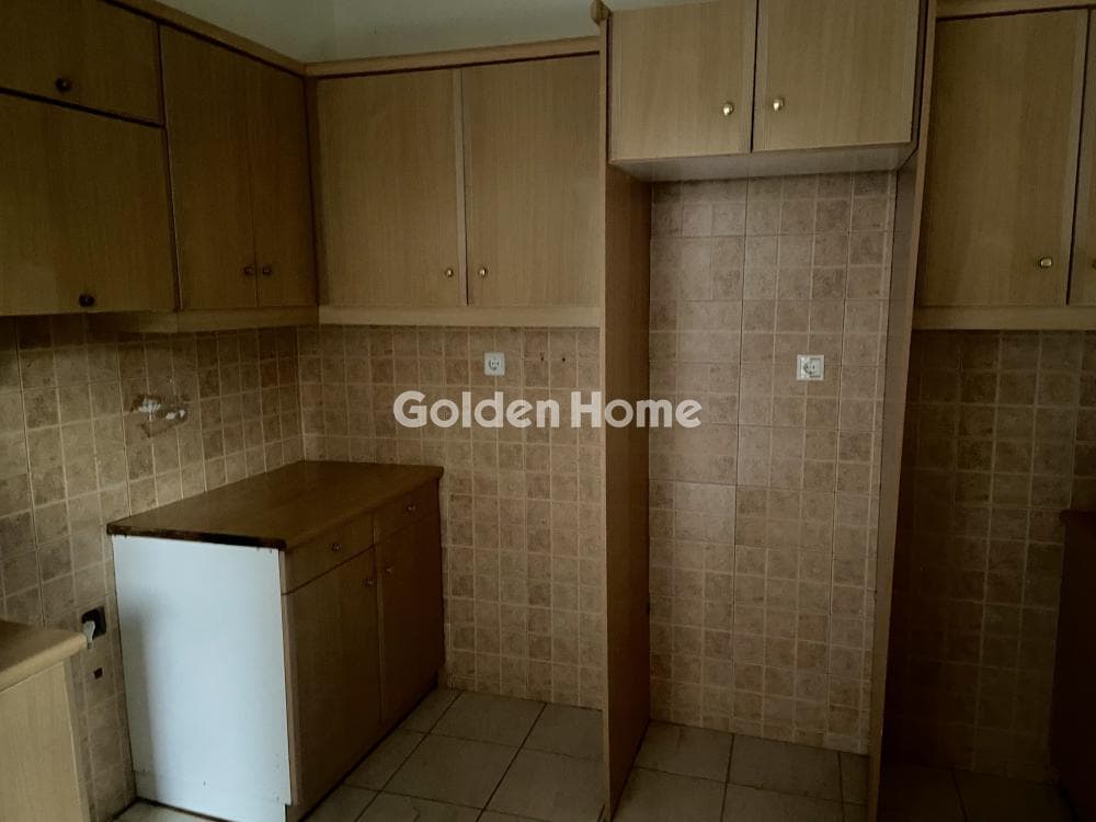 Apartment in Osios Loukas, Patisia — Photo 13 of 15
