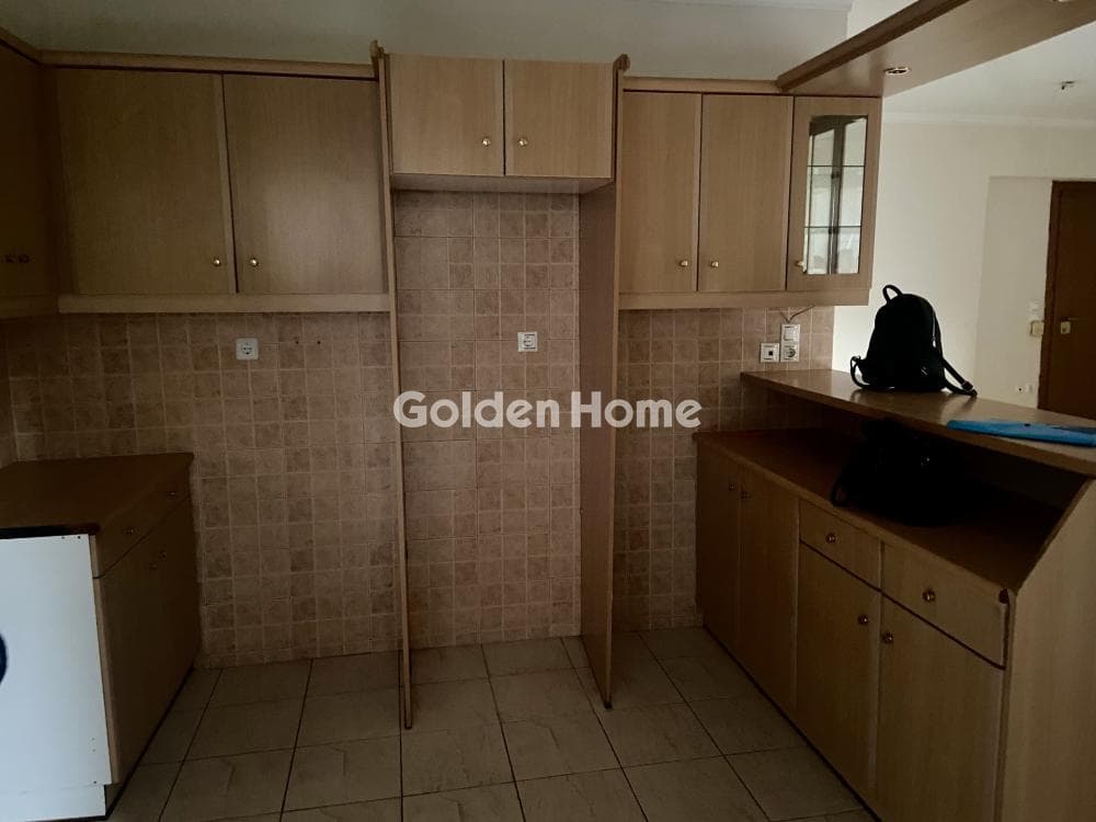 Apartment in Osios Loukas, Patisia — Photo 14 of 15