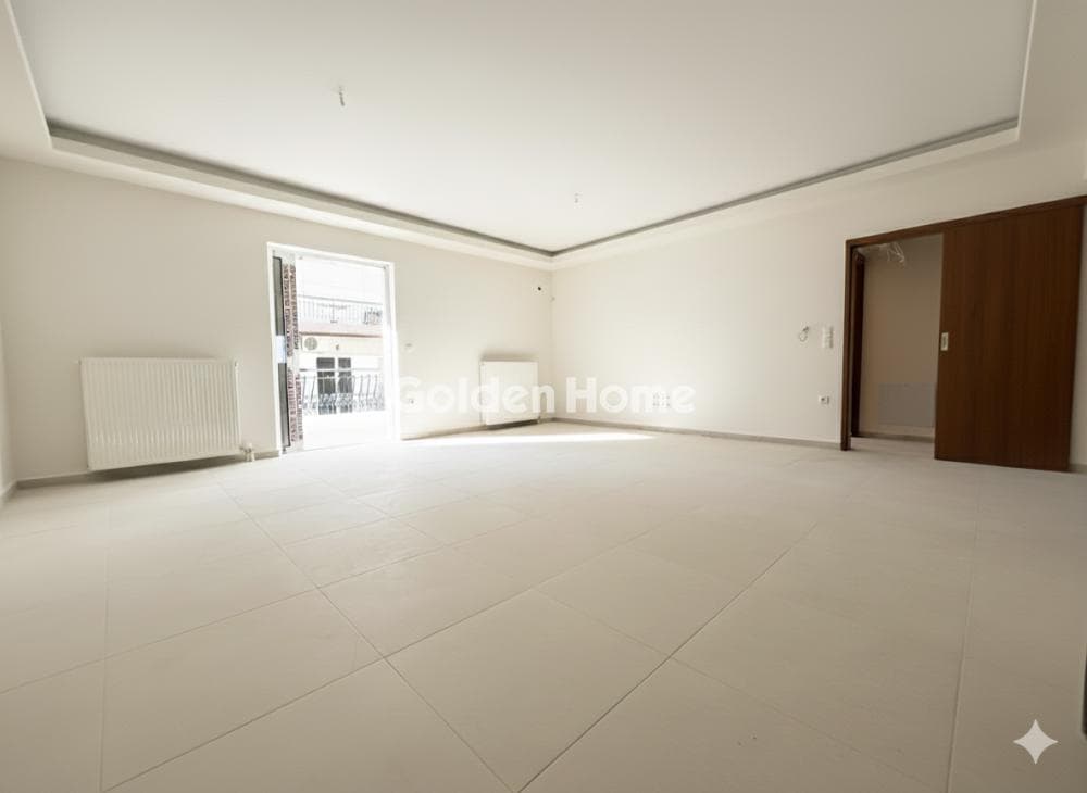 Apartment in Ethnikis Antistaseos, Agios Dimitrios — Photo 2 of 18