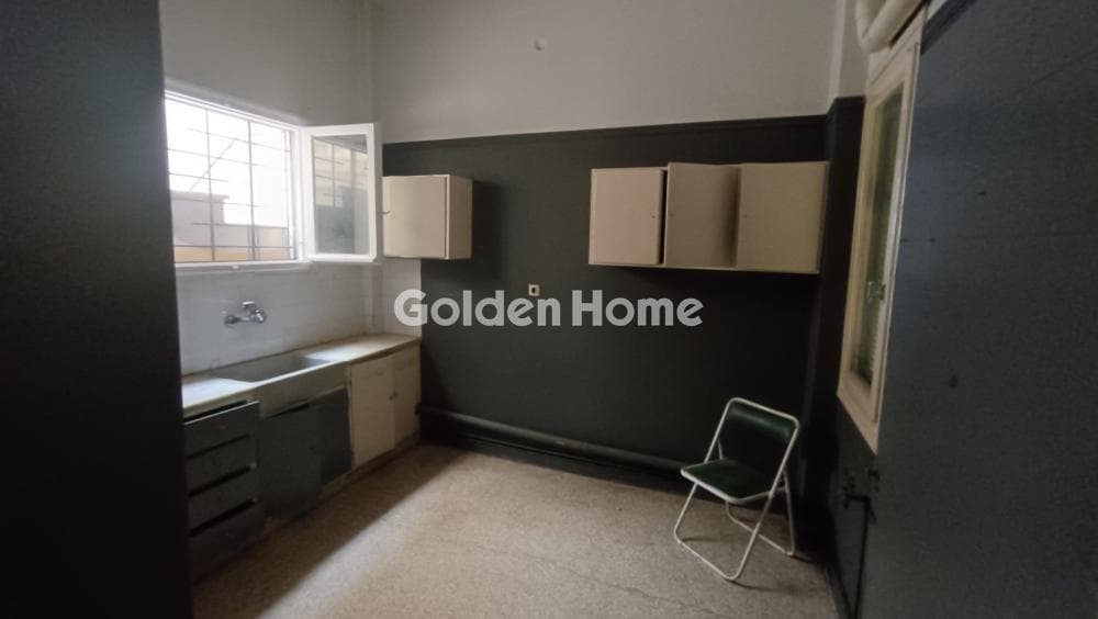 Office in Lofos Filaretou, Kalithea — Photo 1 of 12