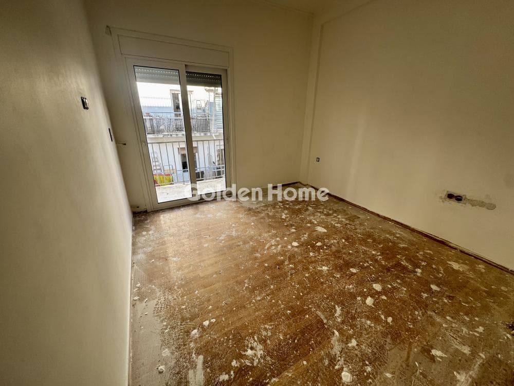 Apartment in Center, Nea Smyrni — Photo 3 of 6