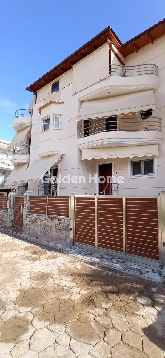 House in Centre, Glika Nera — Photo 33 of 45