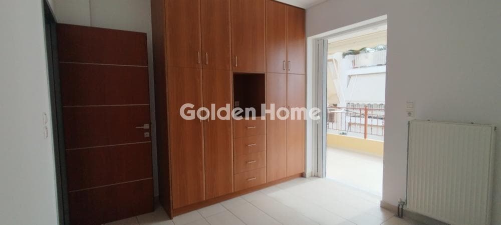 Apartment in Tourkovounia, Keratsini — Photo 13 of 15
