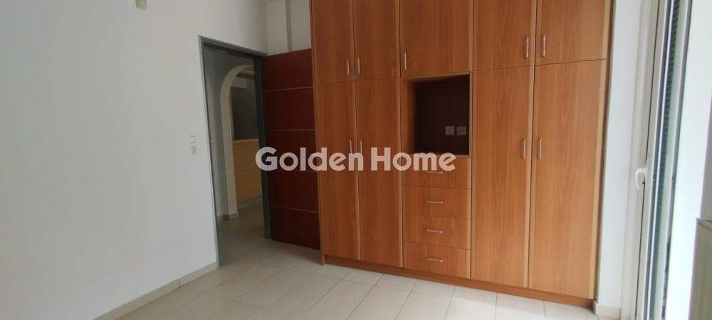 Apartment in Tourkovounia, Keratsini — Photo 14 of 15