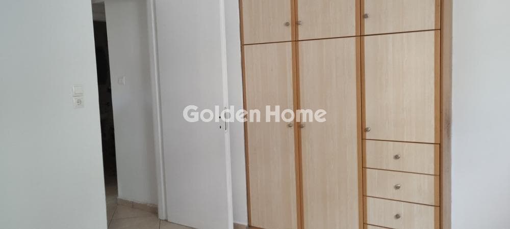 Apartment in Analipsi, Drapetsona — Photo 9 of 11