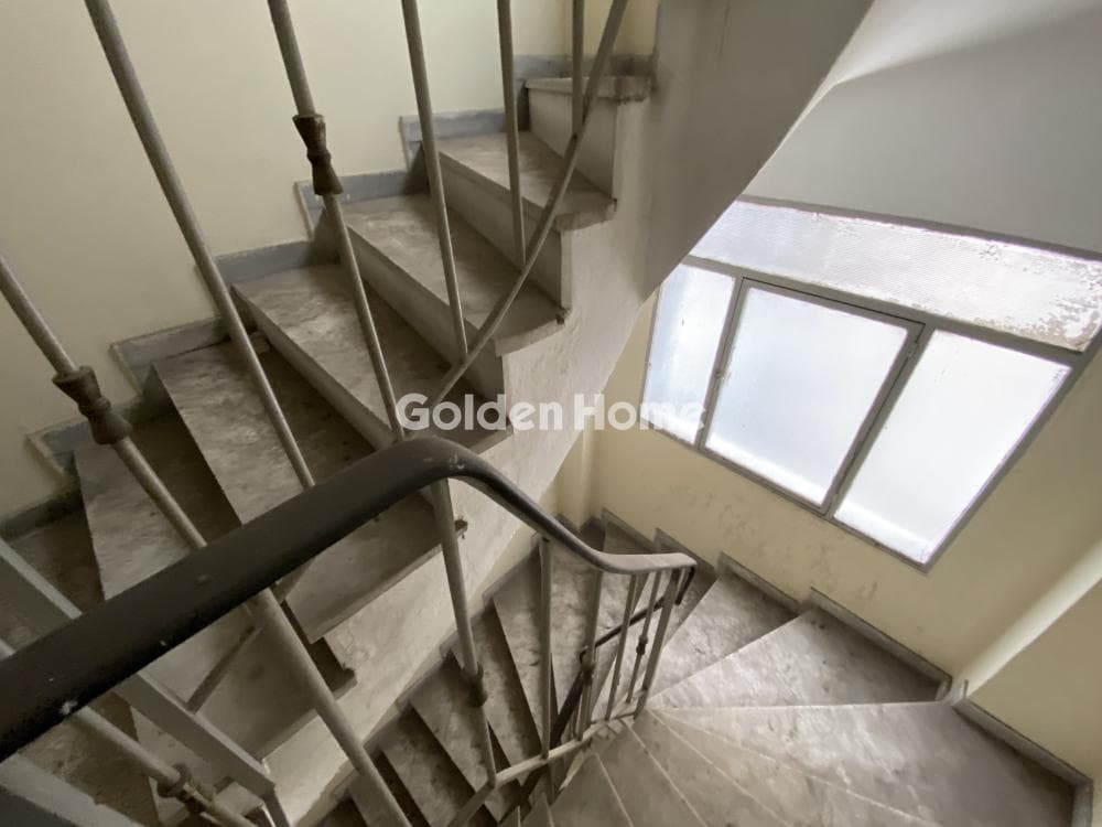 Office in Platia Koumoundourou, Kentro — Photo 11 of 16