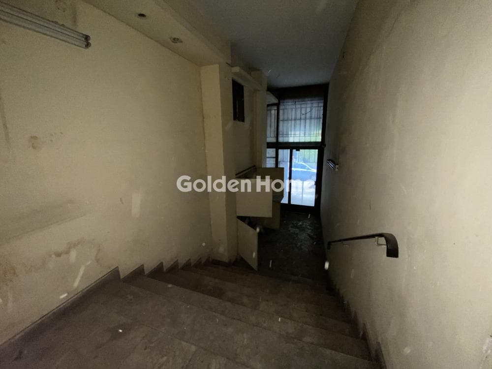 Office in Platia Koumoundourou, Kentro — Photo 12 of 16