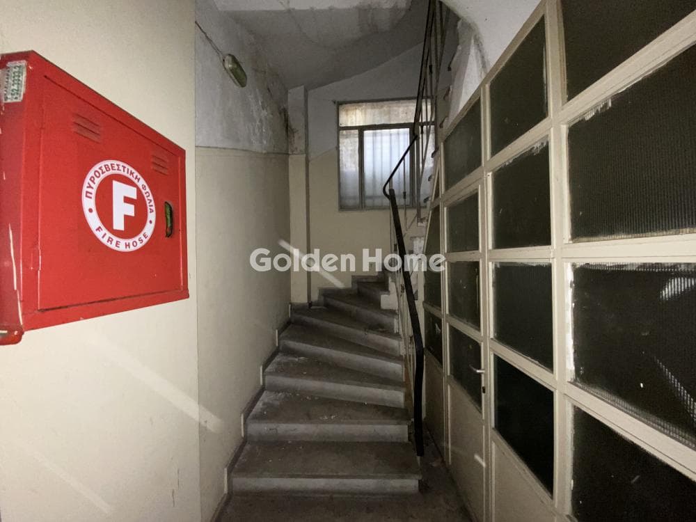 Office in Platia Koumoundourou, Kentro — Photo 14 of 16