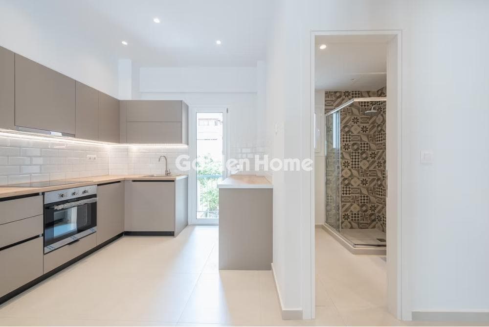 Apartment in Neo Pagkrati, Vironas — Photo 2 of 12