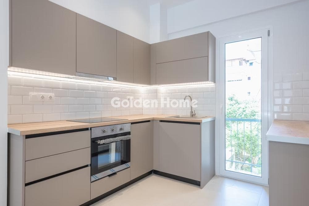 Apartment in Neo Pagkrati, Vironas — Photo 3 of 12