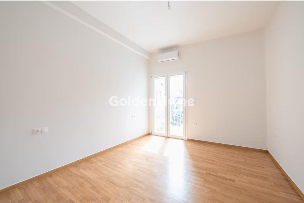 Apartment in Platia Kipselis, Kipseli — Photo 12 of 21