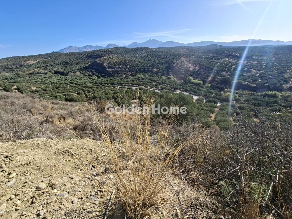 Building Plot in Garipa, Arkalochori — Photo 3 of 31