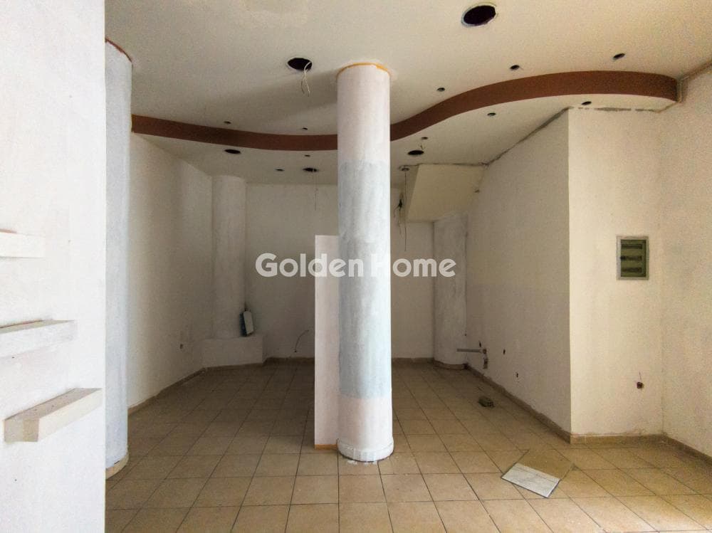 Retail Store in Thiseio, Historic Center — Photo 6 of 9