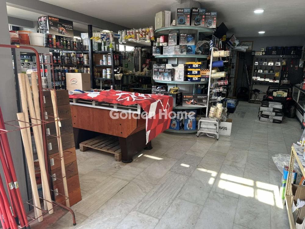 Retail Store in Melissa, Melissia — Photo 1 of 2