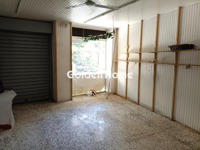 Retail Store in Ionia, Nea Ionia — Photo 1 of 6