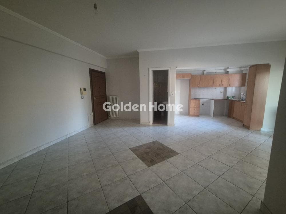 Apartment in Kanapitsa, Metamorfosi — Photo 1 of 13