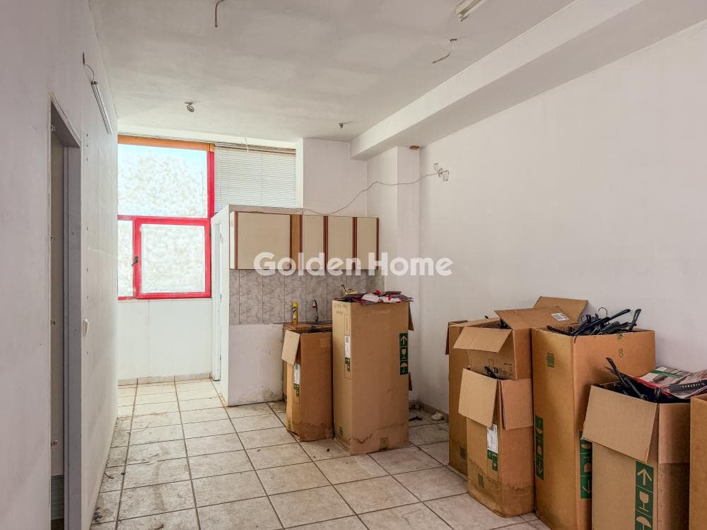 Κατάστημα στην Πλατεία Ελευθερίας, Κορυδαλλός — Φωτογραφία 9 από 31