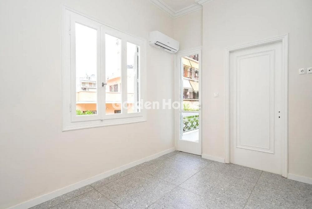 Apartment in Politechnioupoli, Zografou — Photo 4 of 20