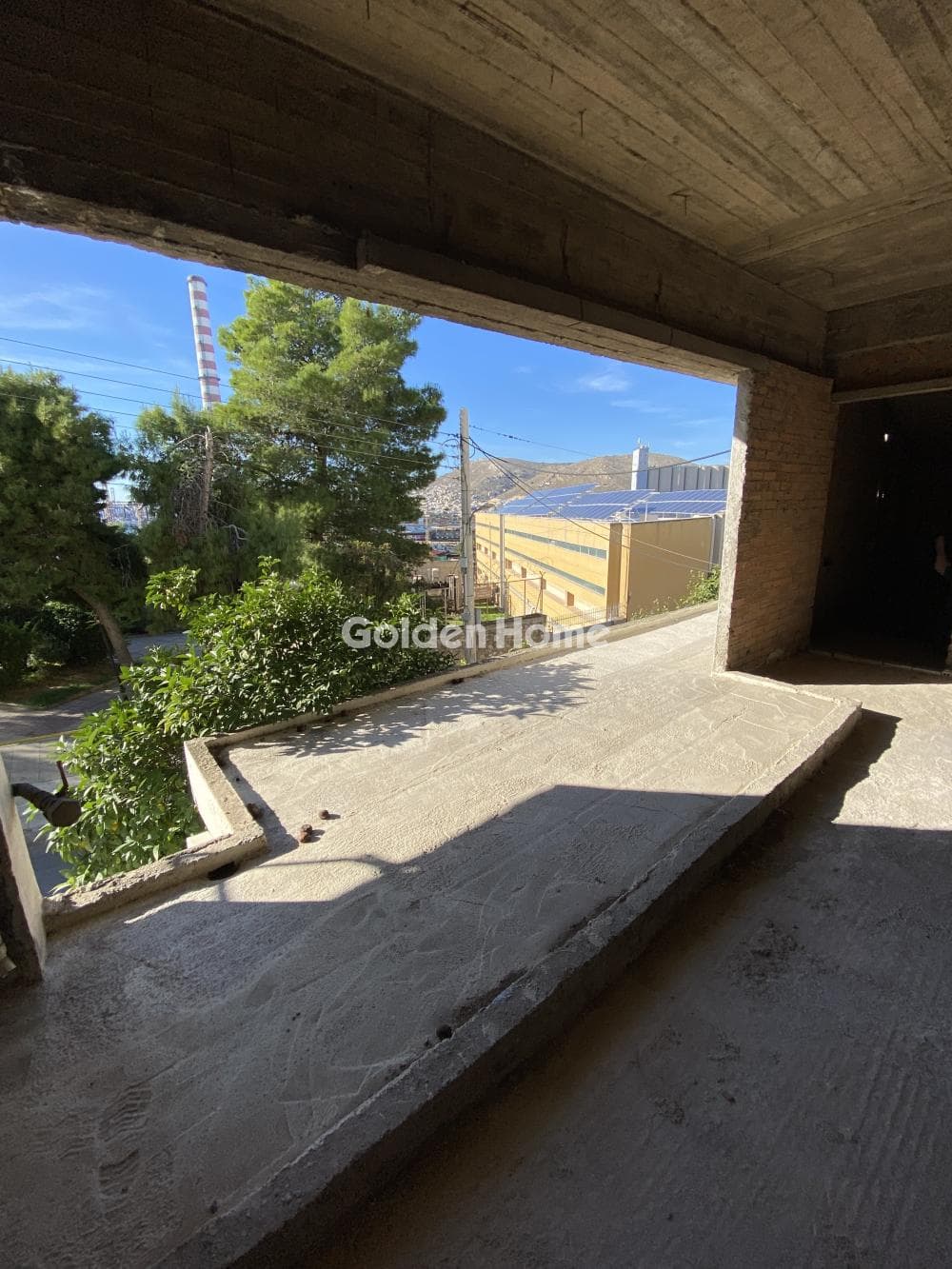 Apartment in Evgenia, Keratsini — Photo 1 of 5