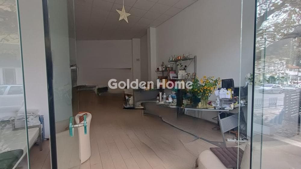 Retail Store in Asprovrisi, Oreokastro — Photo 2 of 15