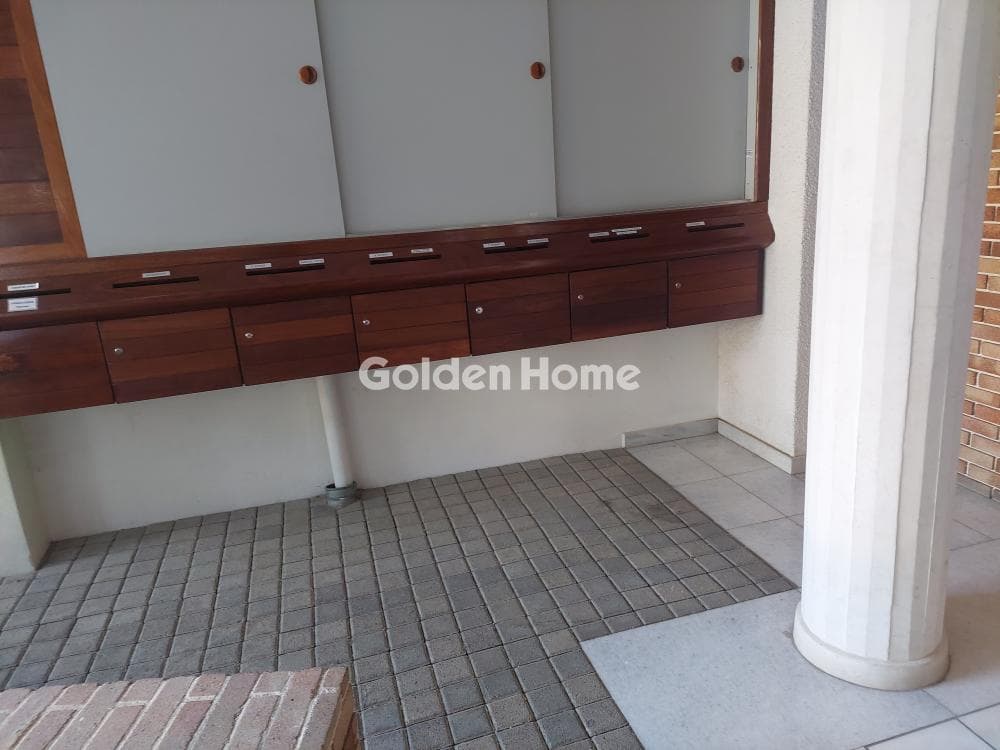 Apartment in Amfiali, Keratsini — Photo 10 of 30