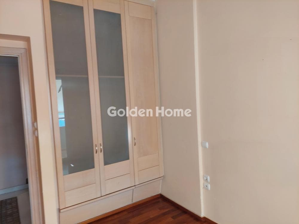 Apartment in Amfiali, Keratsini — Photo 18 of 30