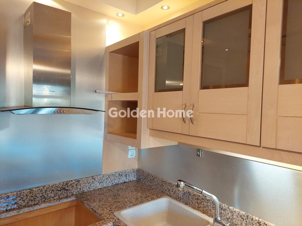 Apartment in Amfiali, Keratsini — Photo 8 of 30
