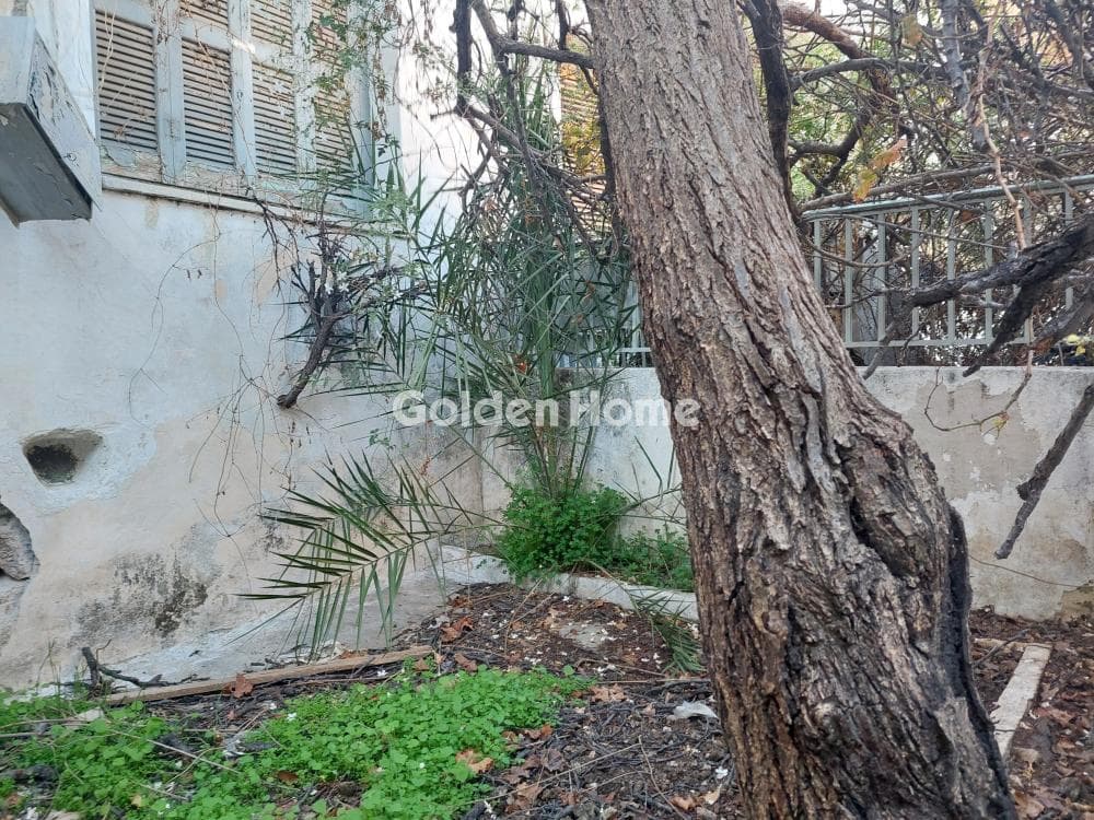 Οικόπεδο στην Αμφιάλη, Κερατσίνι — Φωτογραφία 1 από 5